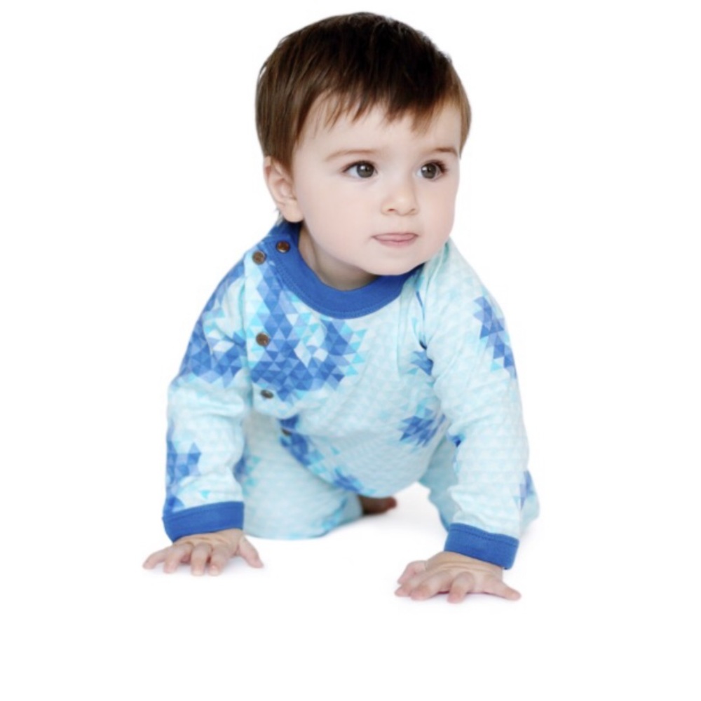 100% Organic cotton, eco friendly dyes, and all natural wood snap ons